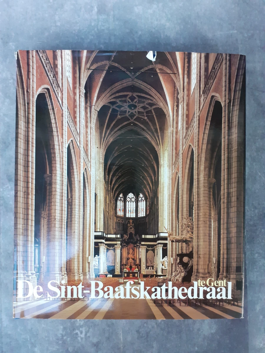 Boek: Aan den voet van het Belfort & De Sint-Baafskathedraal
