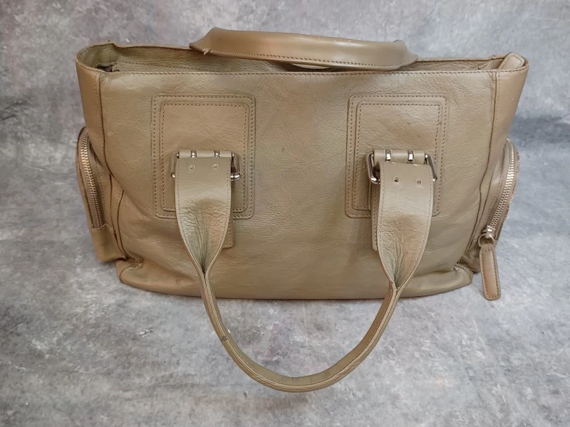 Stijlvolle Furla handtas van soepel leder