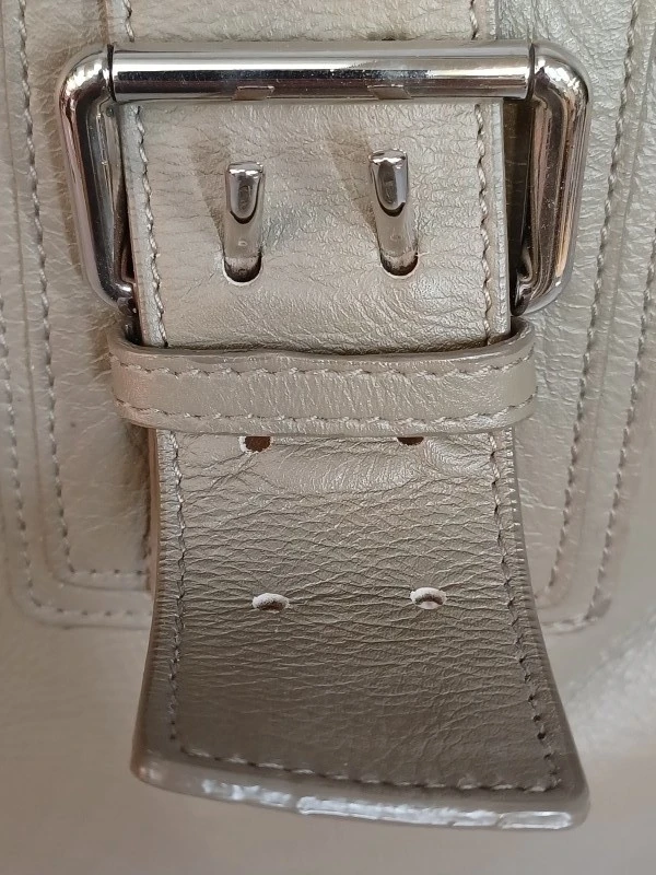 Stijlvolle Furla handtas van soepel leder