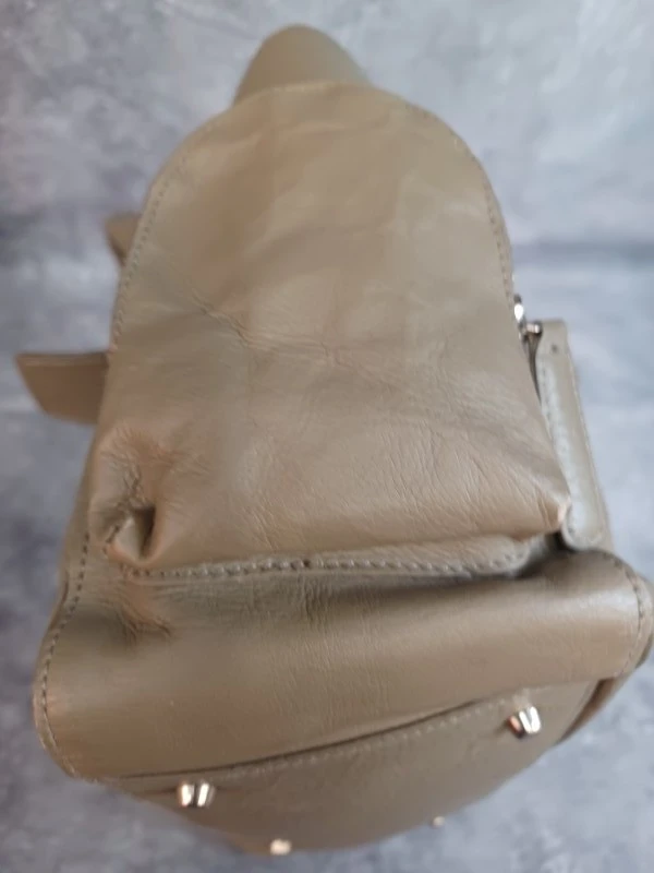 Stijlvolle Furla handtas van soepel leder