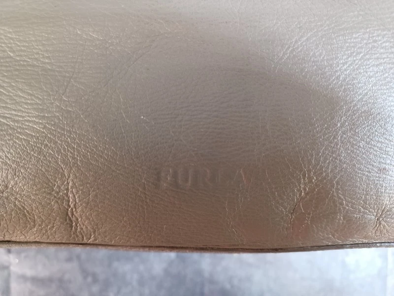 Stijlvolle Furla handtas van soepel leder