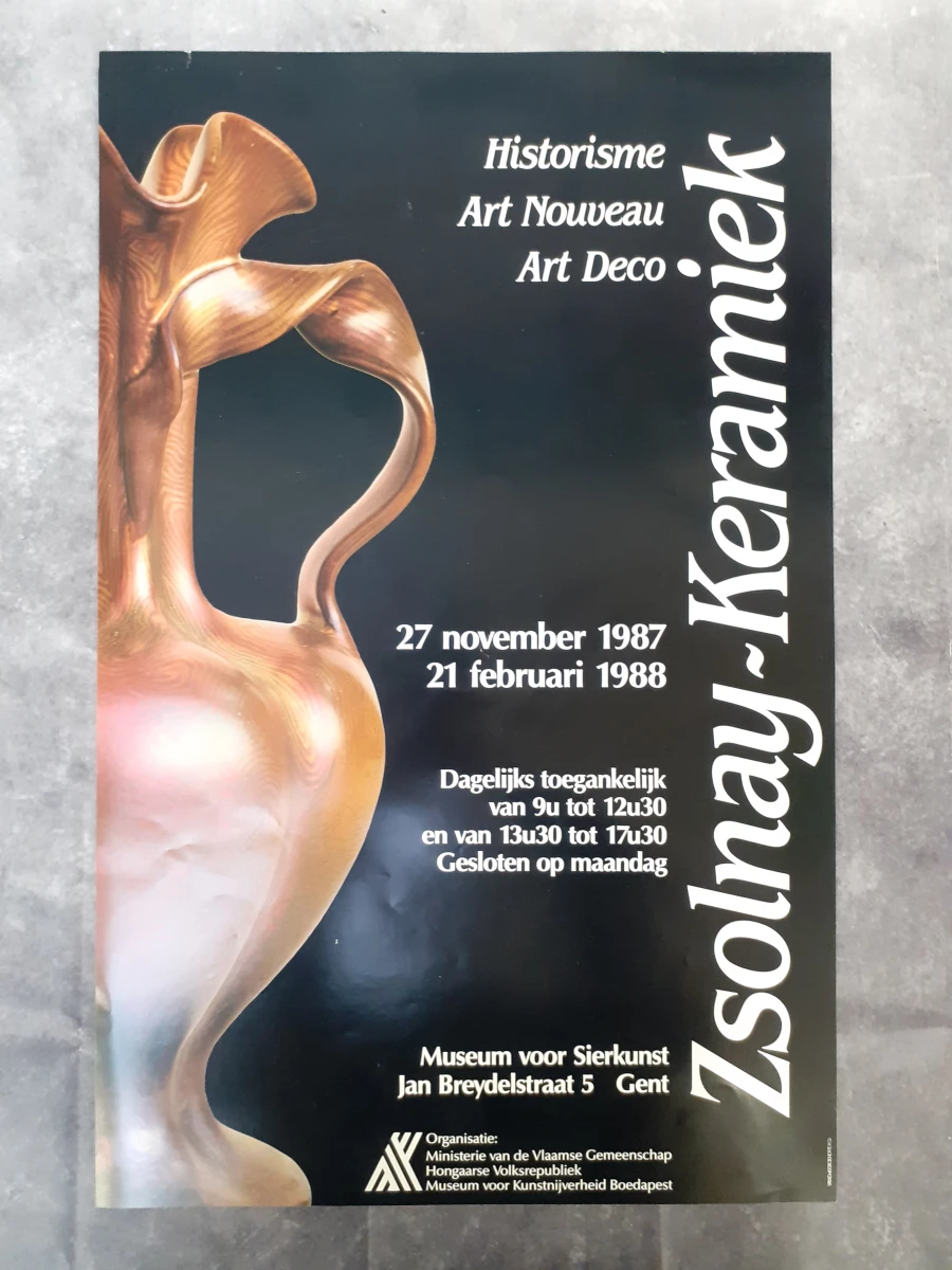 Boek: Set van zeldzame tentoonstellingscatalogus + 2 affiches van het Museum voor Sierkunst te Gent