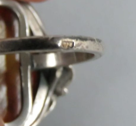 Zilveren Ring met Barnsteen