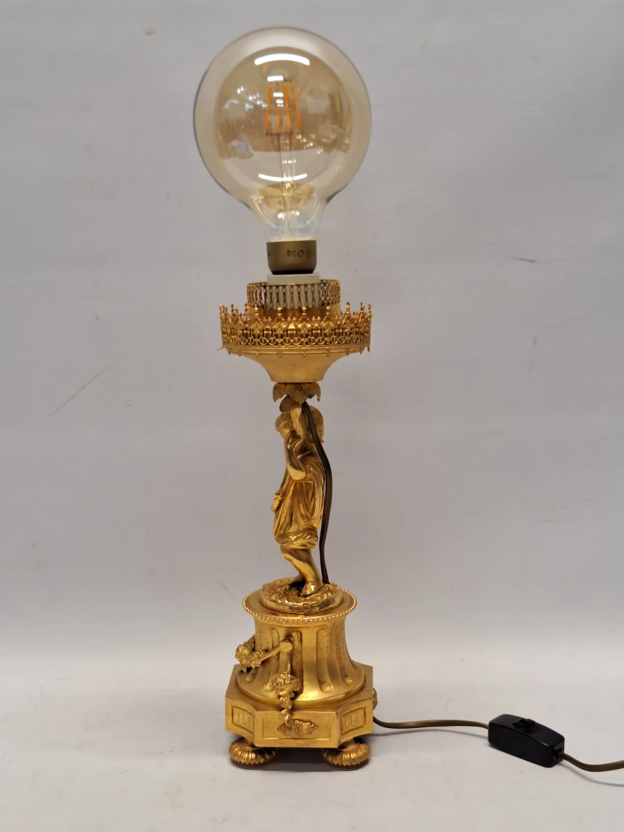 Exclusieve vintage F.B.A.I. cherubijn tafellamp in verguld brons - Made in Italy