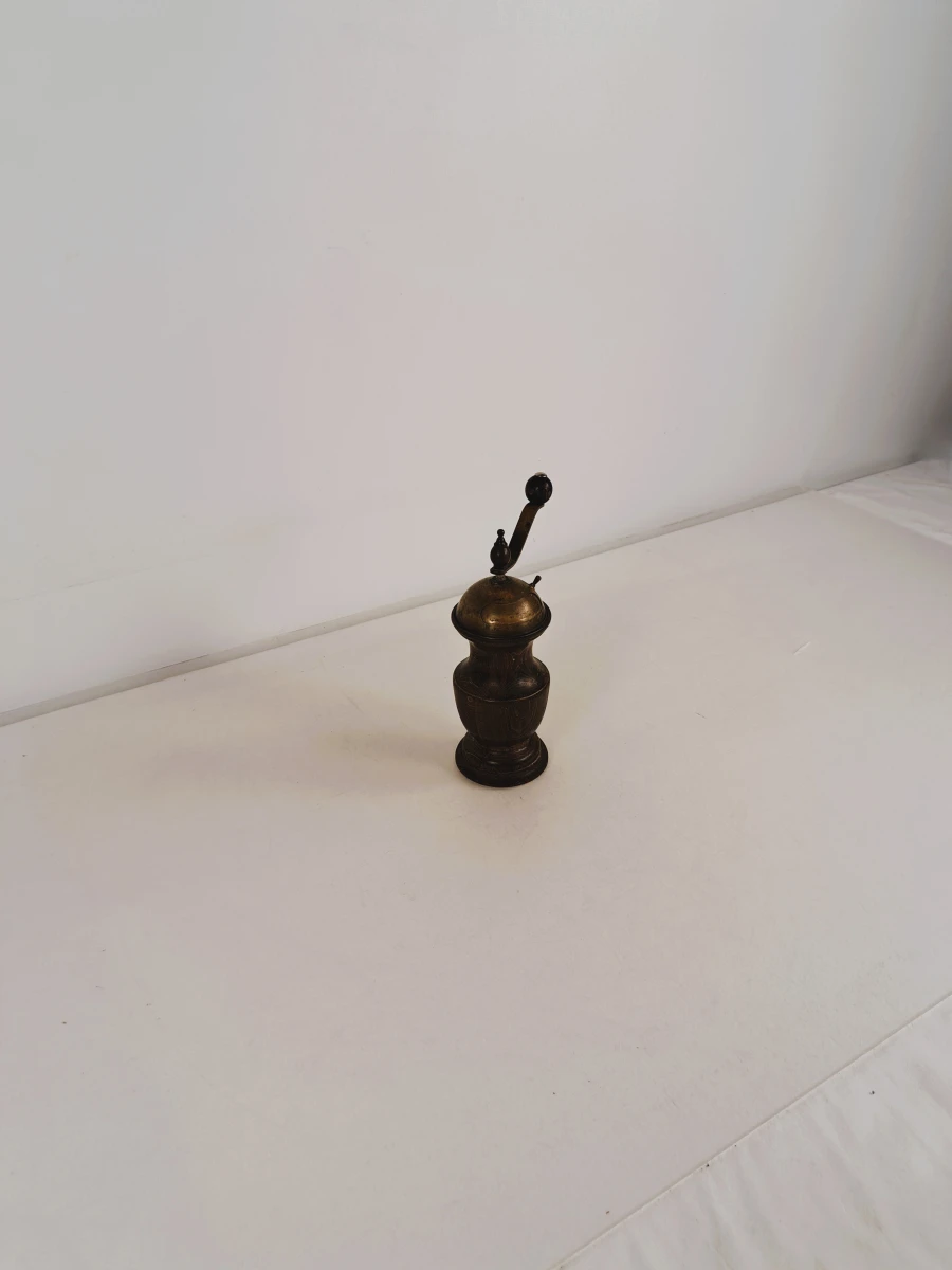Set van 5 vintage handmolens voor koffie of kruiden