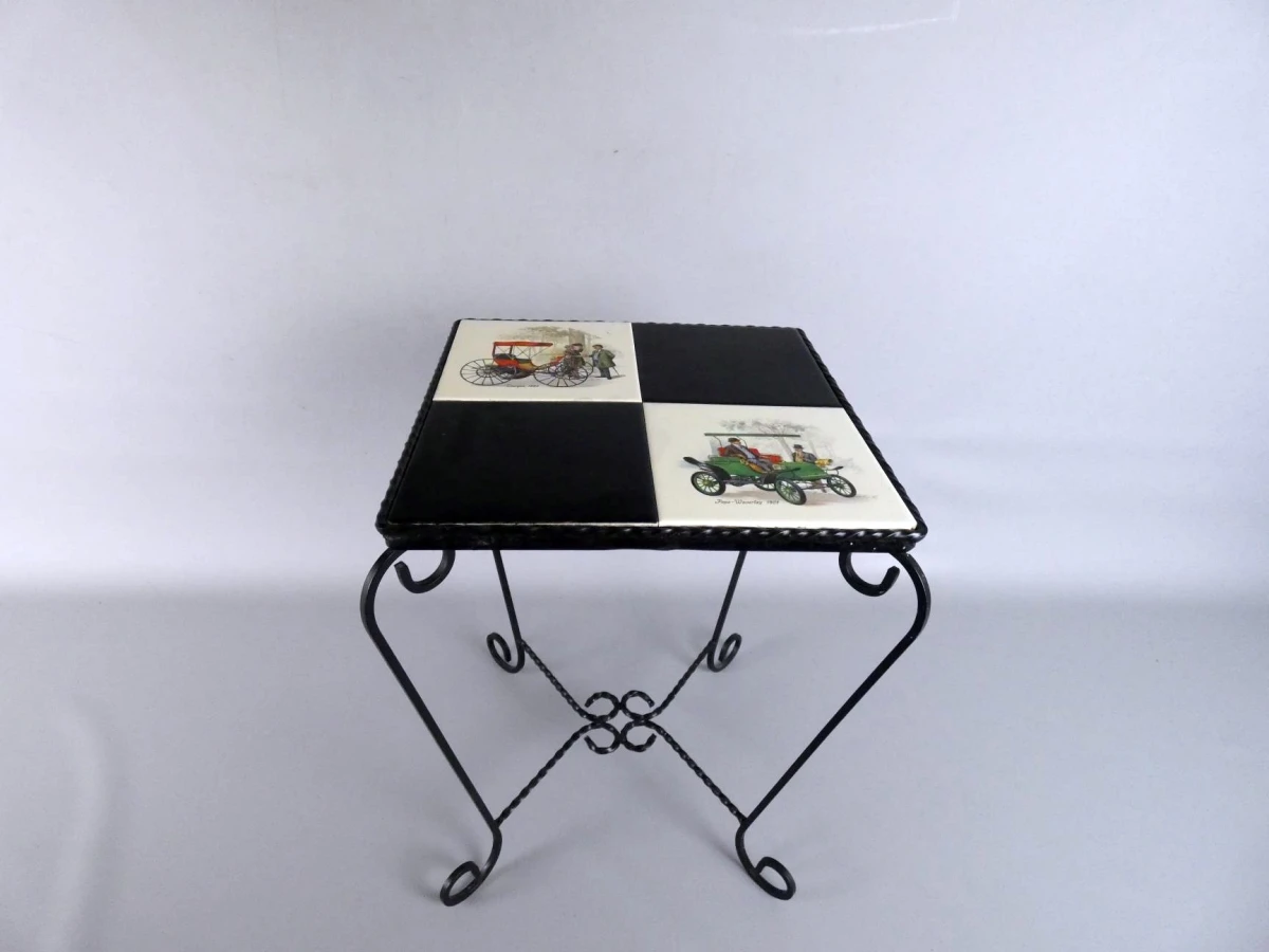 Vintage bijzettafel met tegels