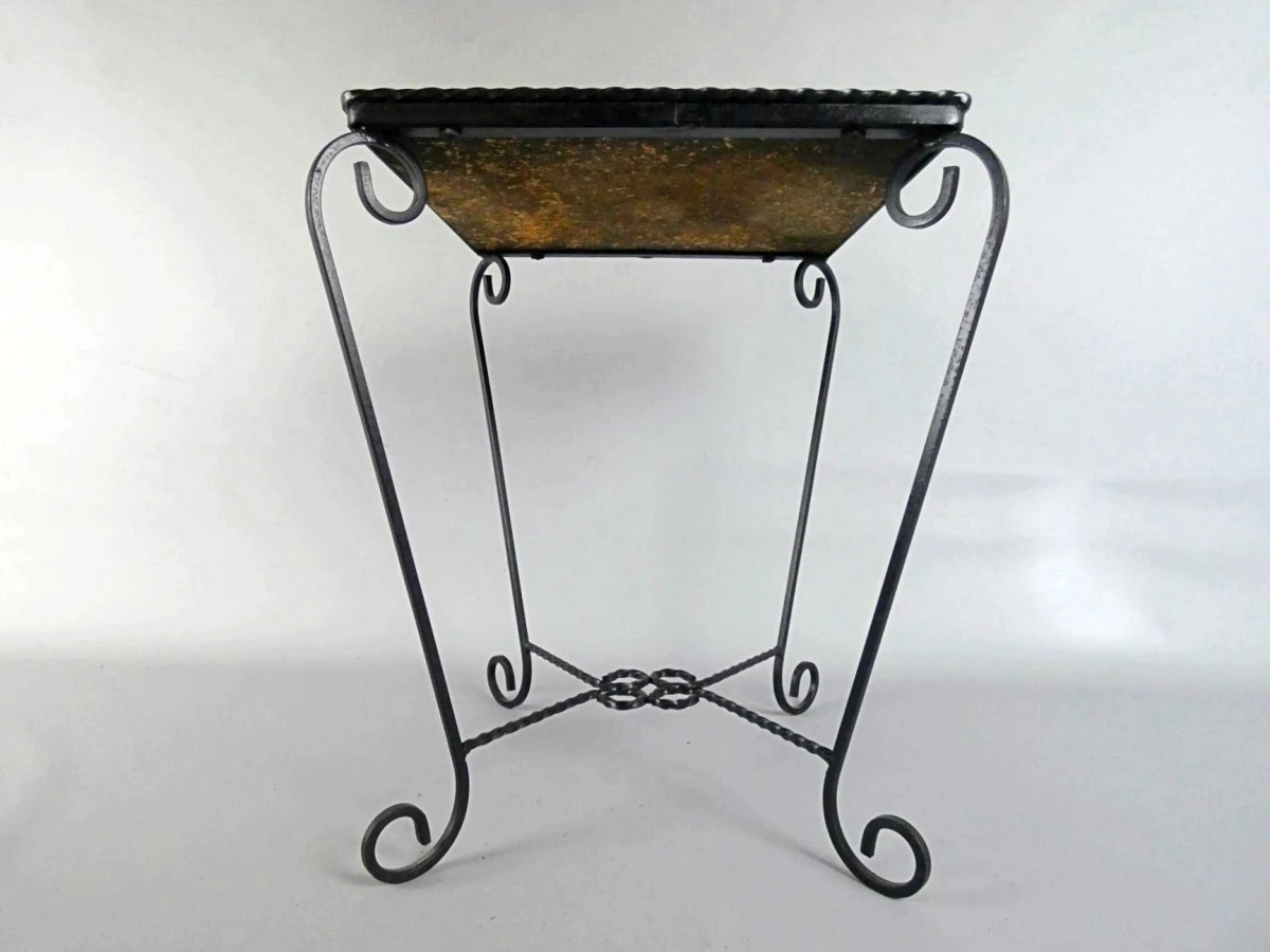 Vintage bijzettafel met tegels