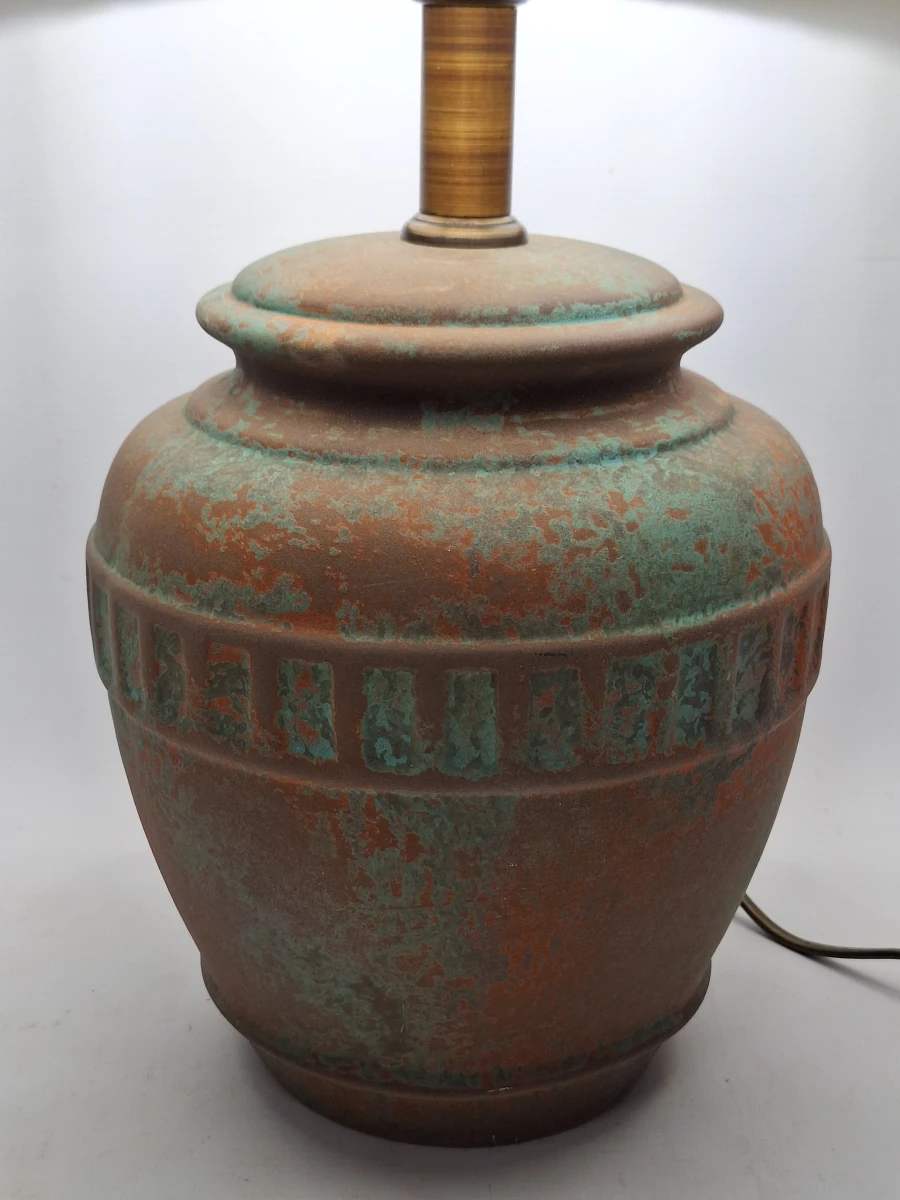 Elegante vintage keramische tafellamp met patina-afwerking