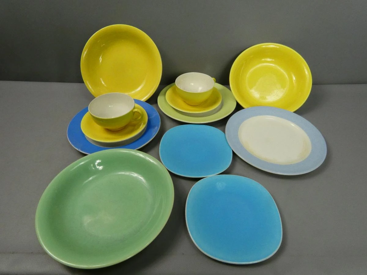 Lot van vintage servies van Boch La Louvière