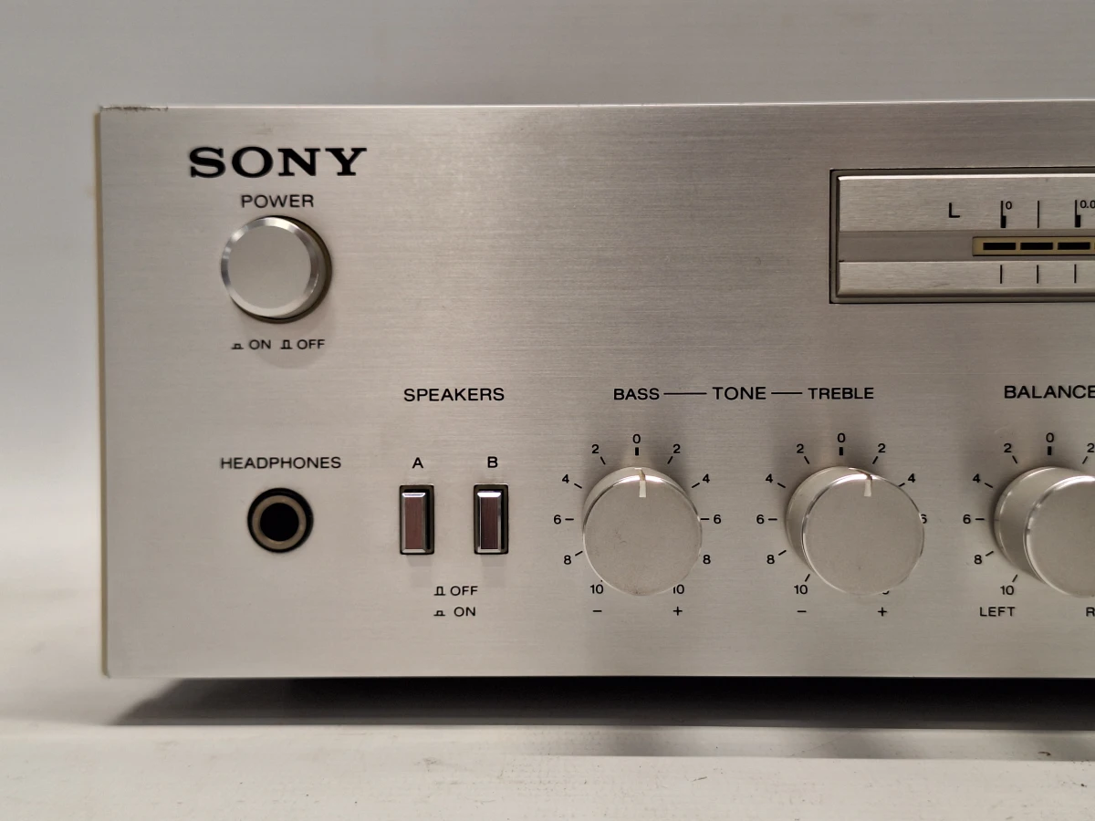 Sony TA-242 vintage geïntegreerde stereo versterker - Tijdloze Japanse Hi-Fi klassieker