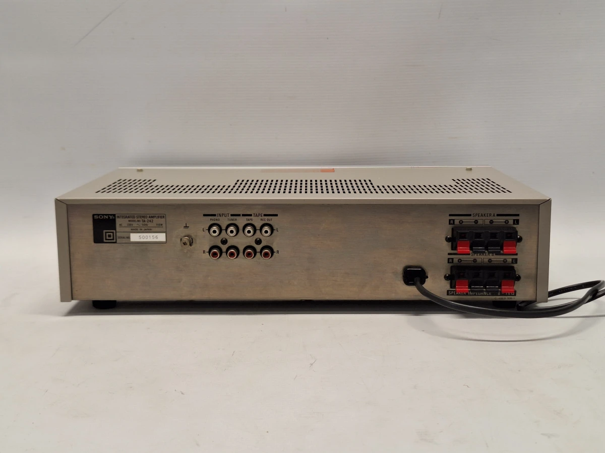 Sony TA-242 vintage geïntegreerde stereo versterker - Tijdloze Japanse Hi-Fi klassieker
