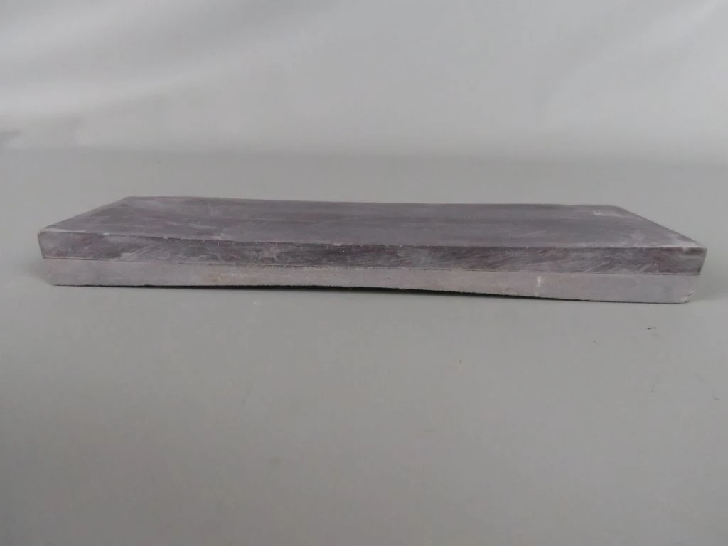 Vintage wetsteen in houten opbergdoos (22.5 x 8.8 x 3.5 cm)
