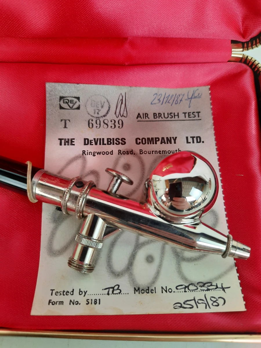 Vintage DeVilbiss Aerograph 'Super 63' Airbrush Set (Magic Marker Editie, 1987)