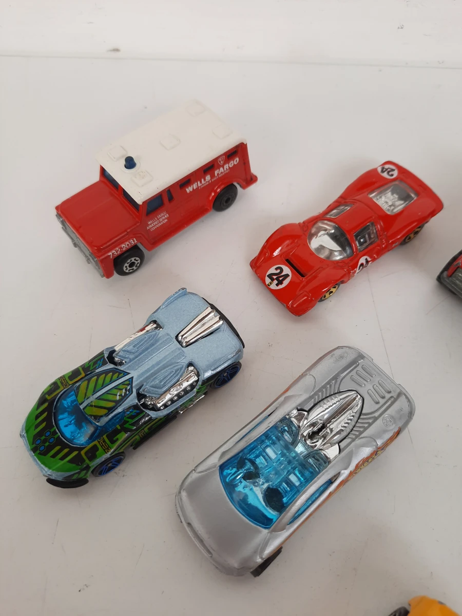 Partij Vintage & Retro Modelauto's (Hot Wheels, Matchbox e.a.) - 22 Stuks