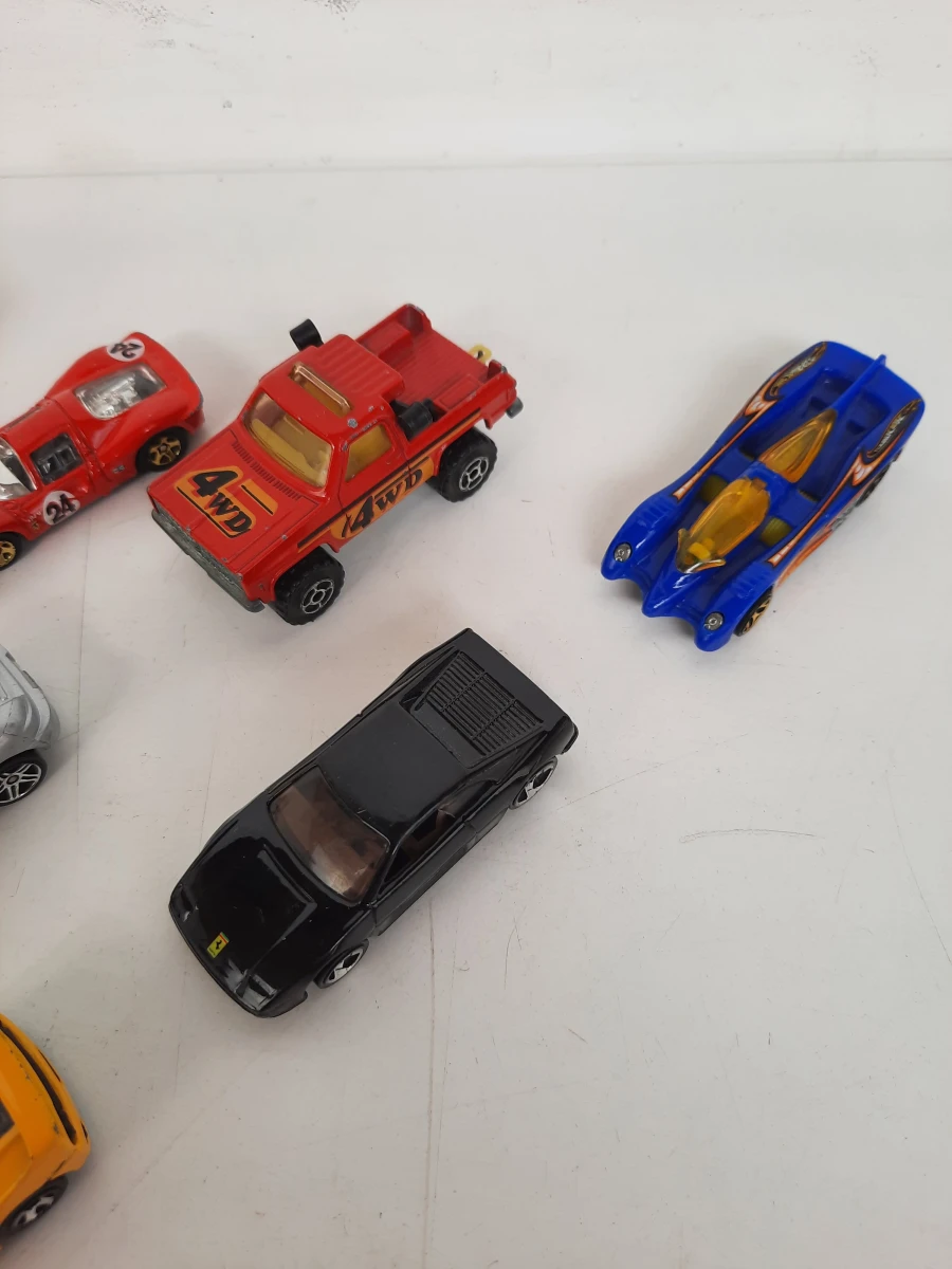 Partij Vintage & Retro Modelauto's (Hot Wheels, Matchbox e.a.) - 22 Stuks