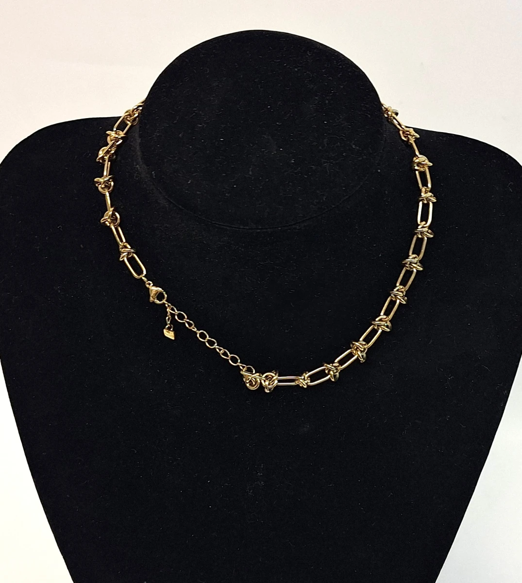 Goudkleurige ketting