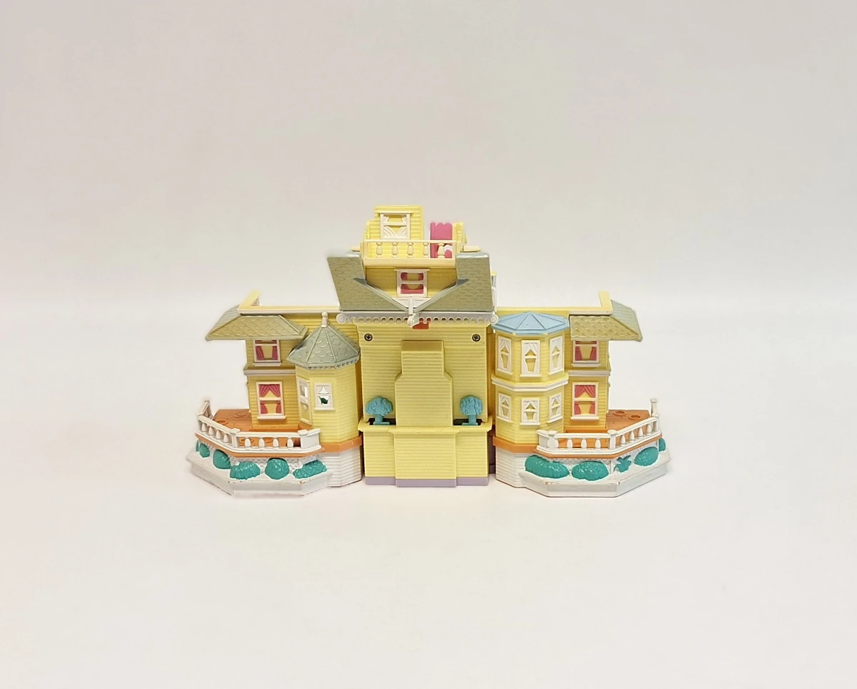 vintage Polly Pocket Clubhouse