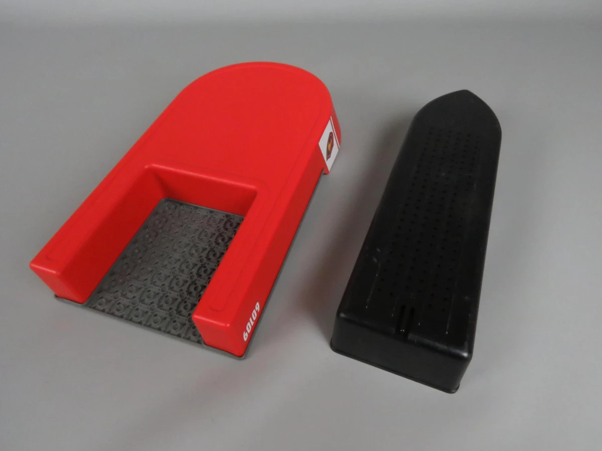 2 Lego boten