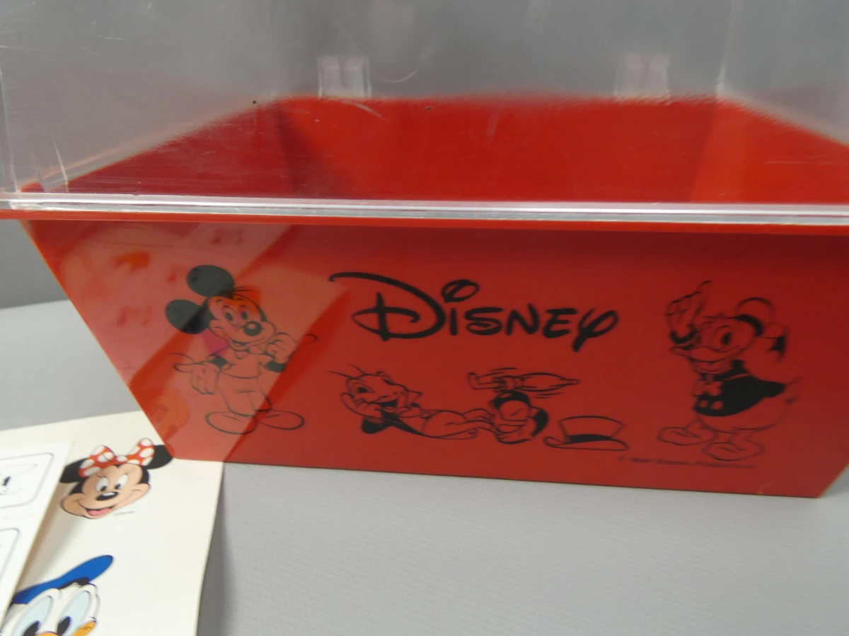 vintage Disney Mickey Mouse fichenbox + quiz kaartjes