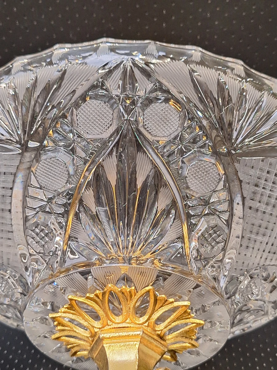 Hollywood Regency tafelstuk - kristallen schaal met vergulde "putti" en "nimf"