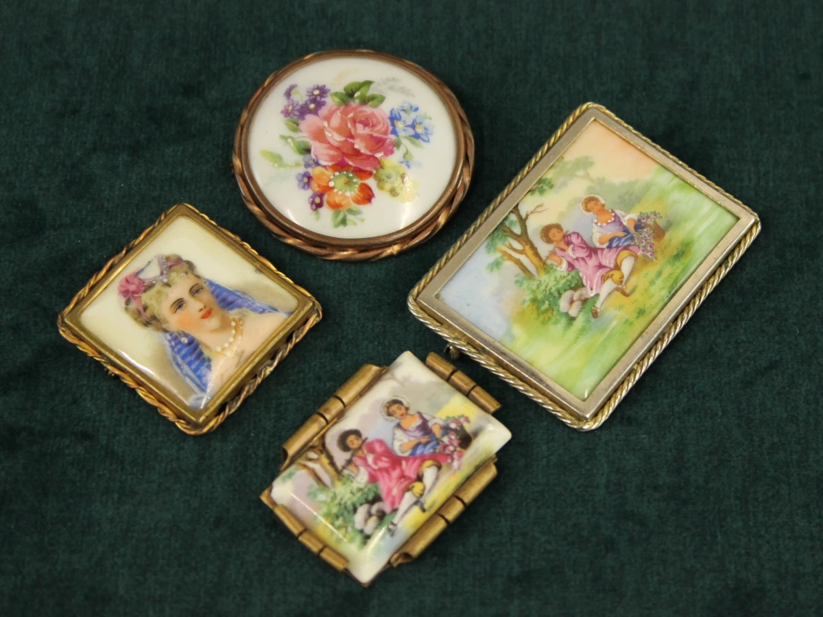 4 vintage porseleinen Limoges broches