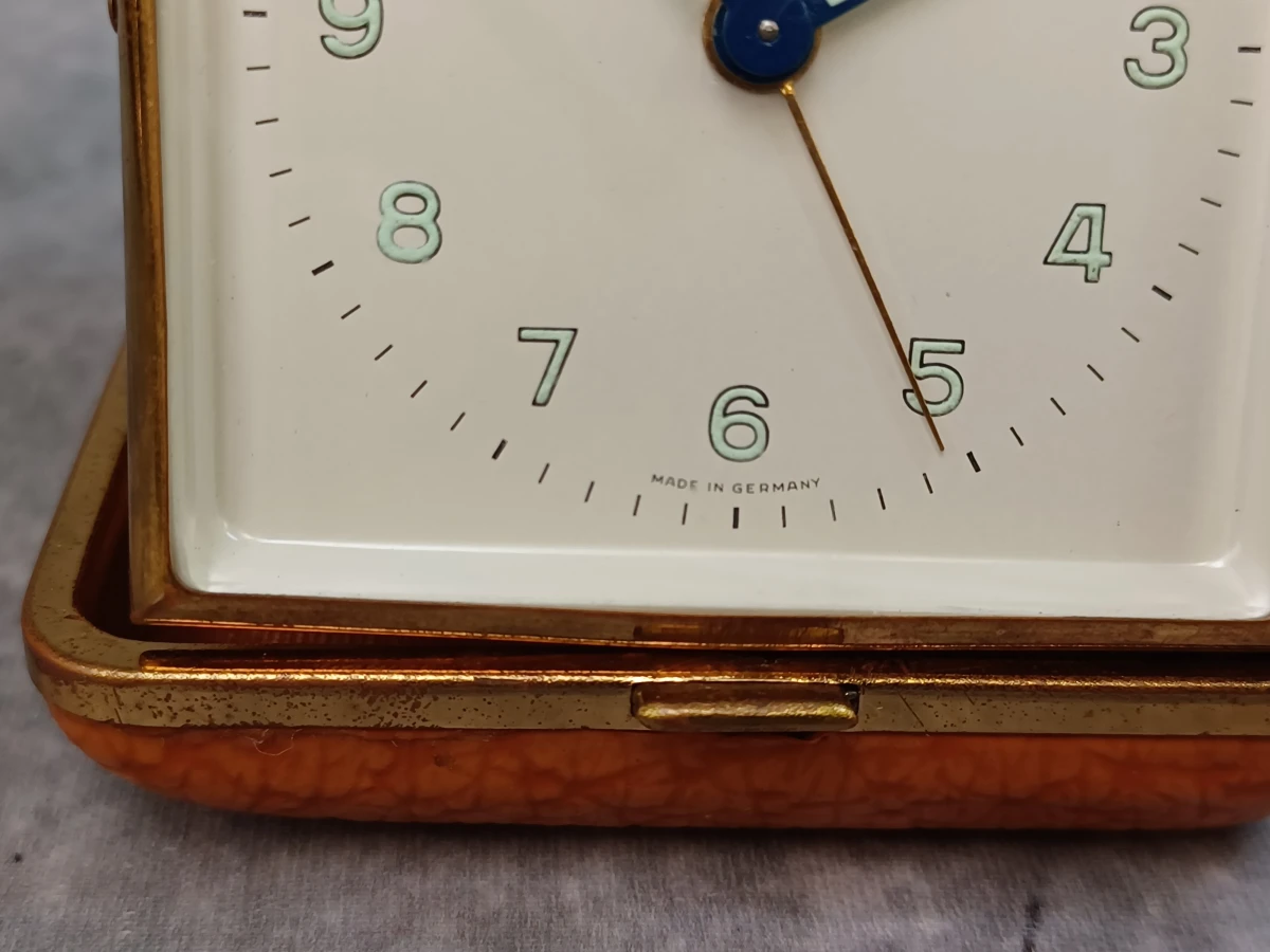 Set van Twee Vintage Junghans Reiswekkers – Made in Germany