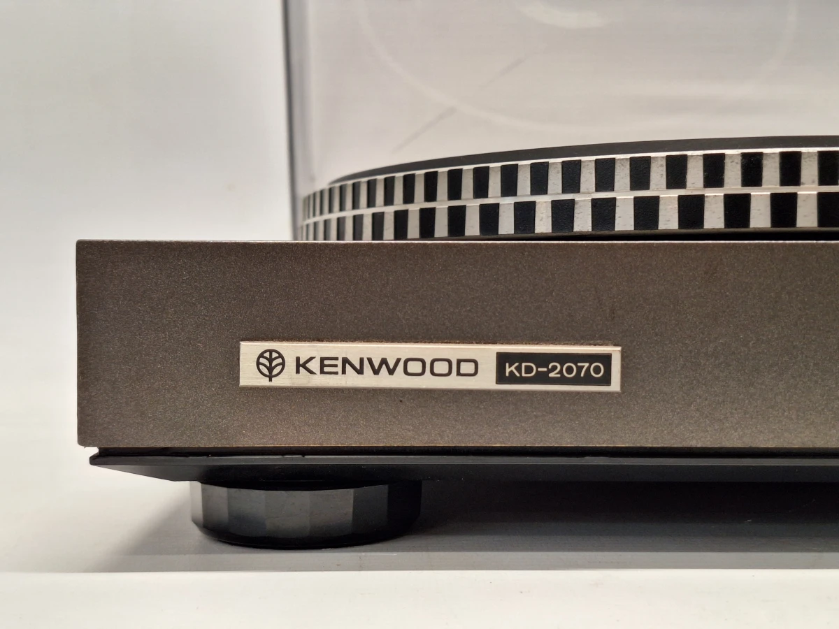 Kenwood KD-2070 - Vintage Direct Drive platenspeler uit de gouden HiFi-jaren