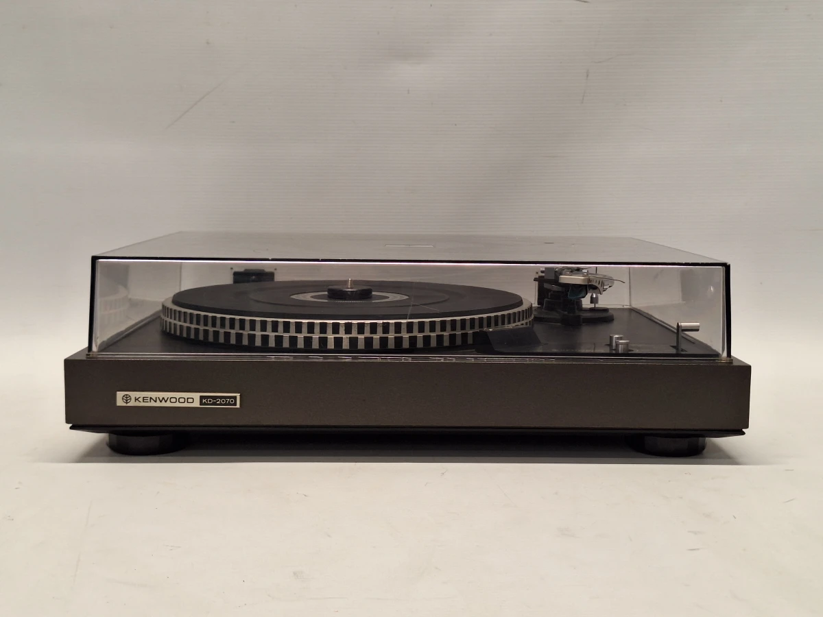 Kenwood KD-2070 - Vintage Direct Drive platenspeler uit de gouden HiFi-jaren