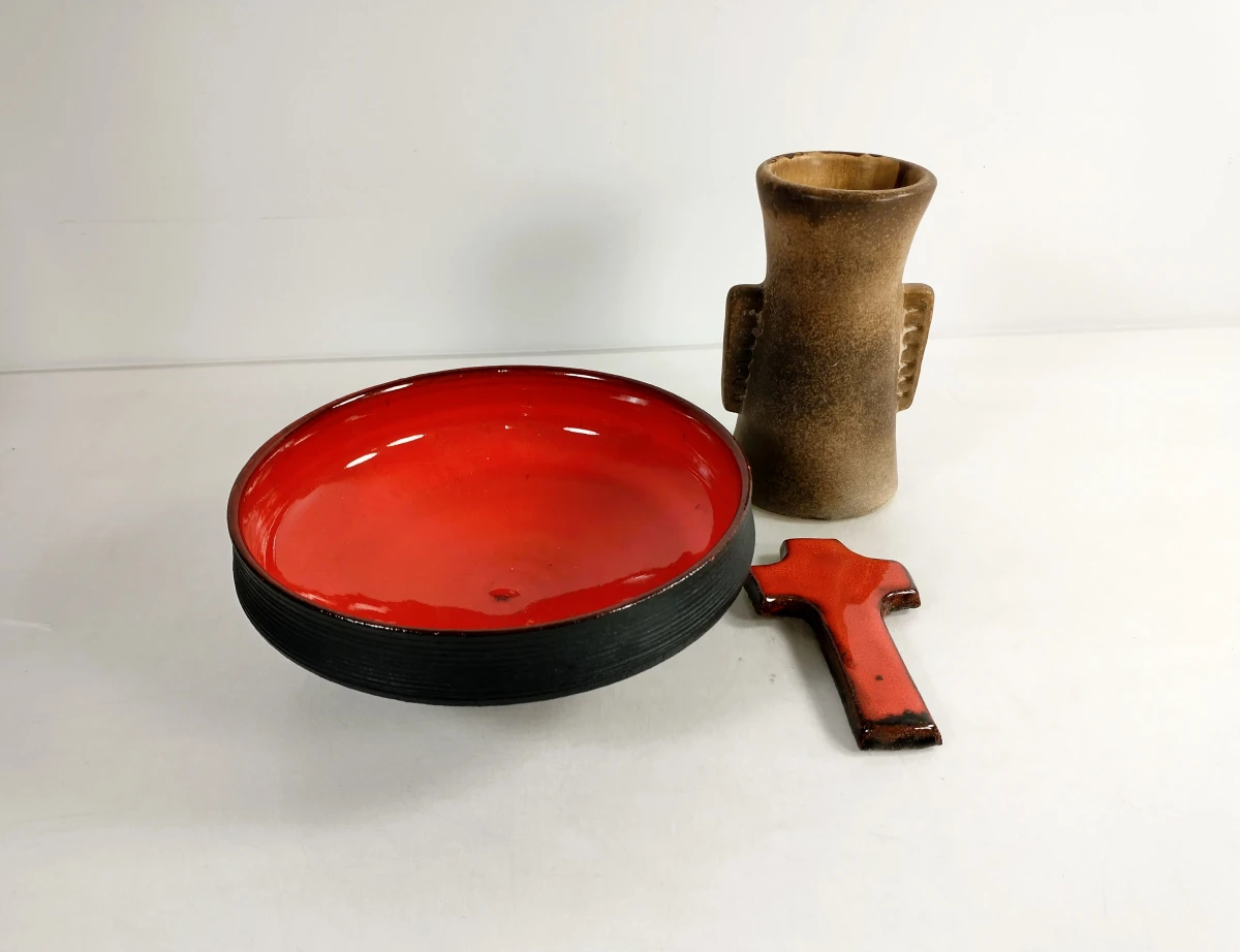 Partij vintage keramiek en wandkruis