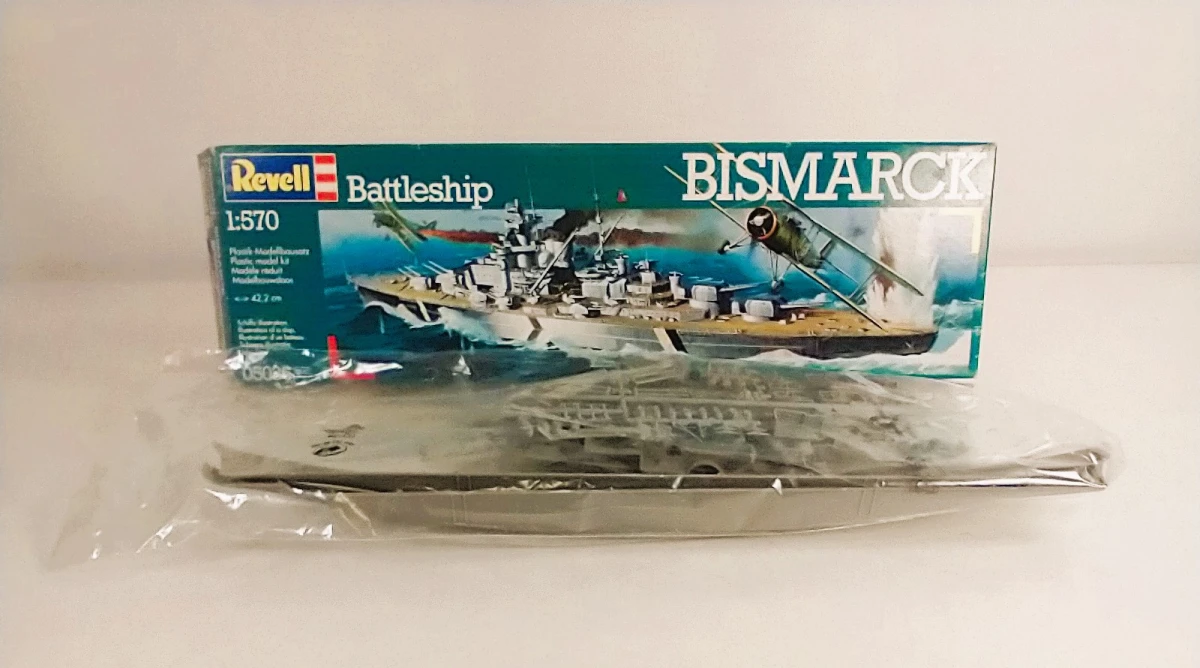 Revell Battleship Bismarck modelbouwkit 1:570