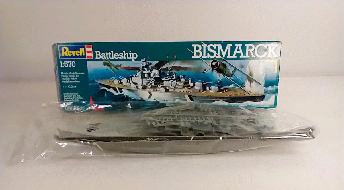 Revell Battleship Bismarck modelbouwkit 1:570
