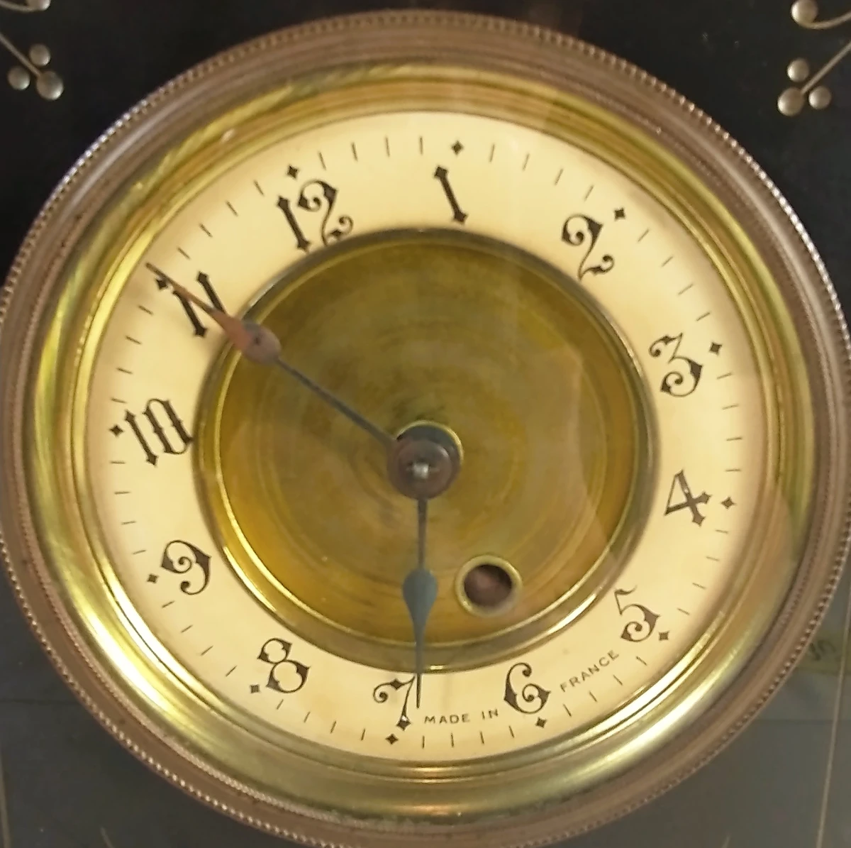 Franse pendule met twee kandelaars – Napoleon III stijl – ca. 1880-1900
