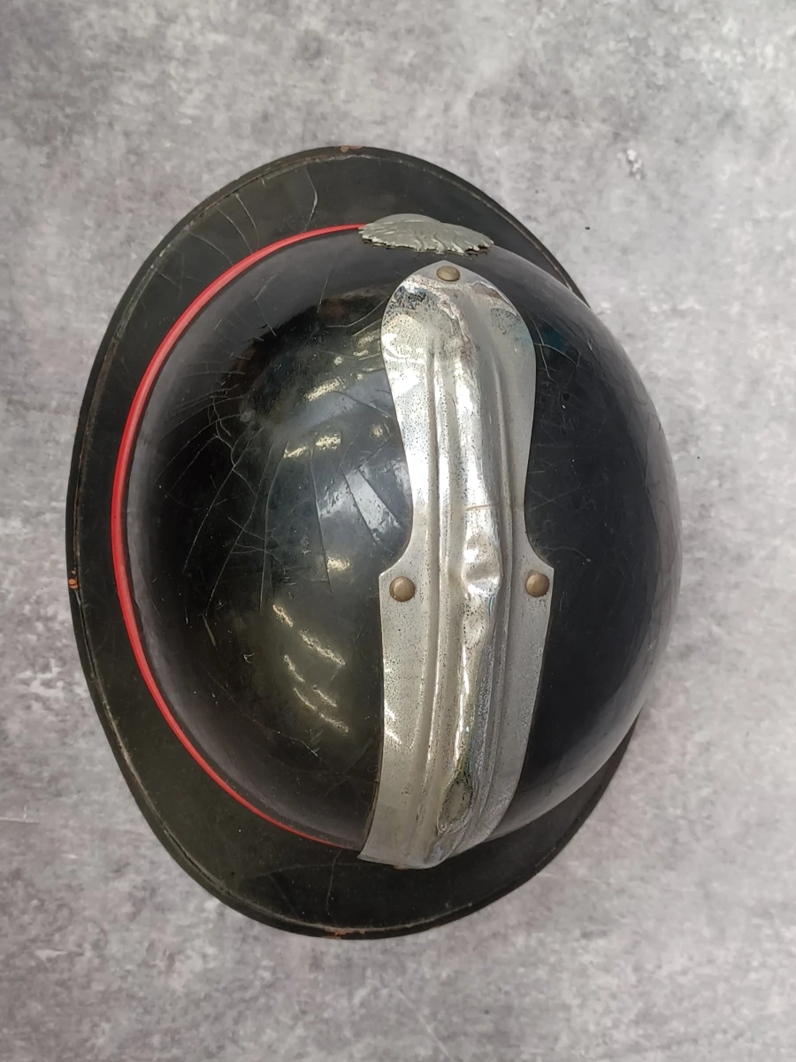 Authentieke Belgische brandweerhelm / rijkswachthelm – "Le Levior" Tongeren