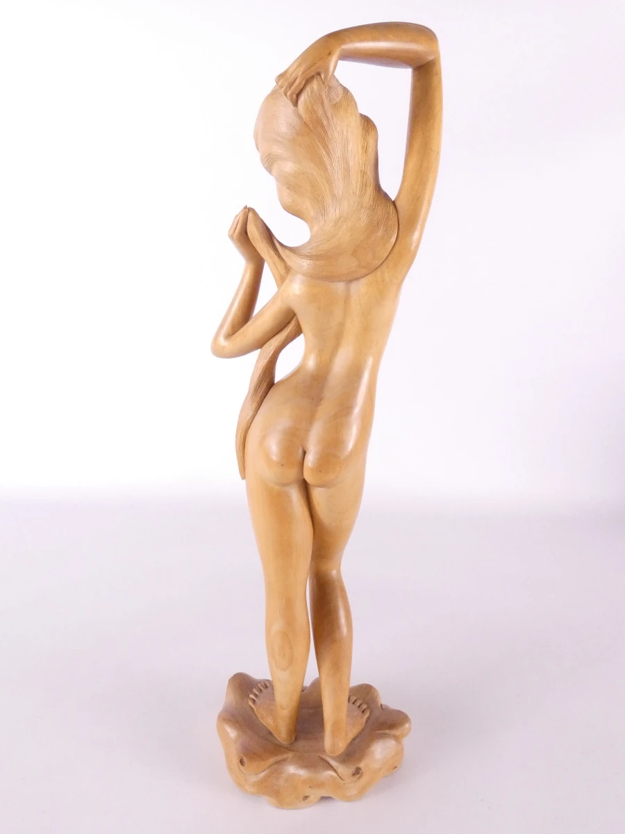 Handgesneden houten beeld - Bali