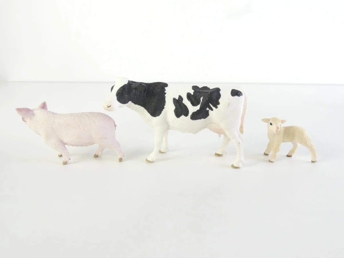 Lotje Schleich dieren een jeep