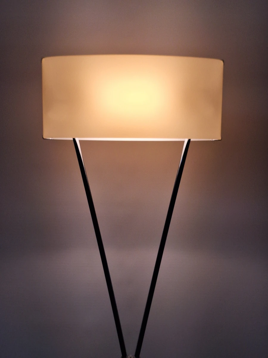 Iconische Leucos ‘Vittoria TR’ vloerlamp – Italiaans design met authentiek Murano glas