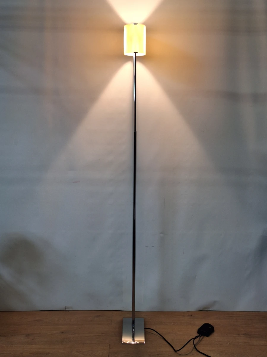 Iconische Leucos ‘Vittoria TR’ vloerlamp – Italiaans design met authentiek Murano glas