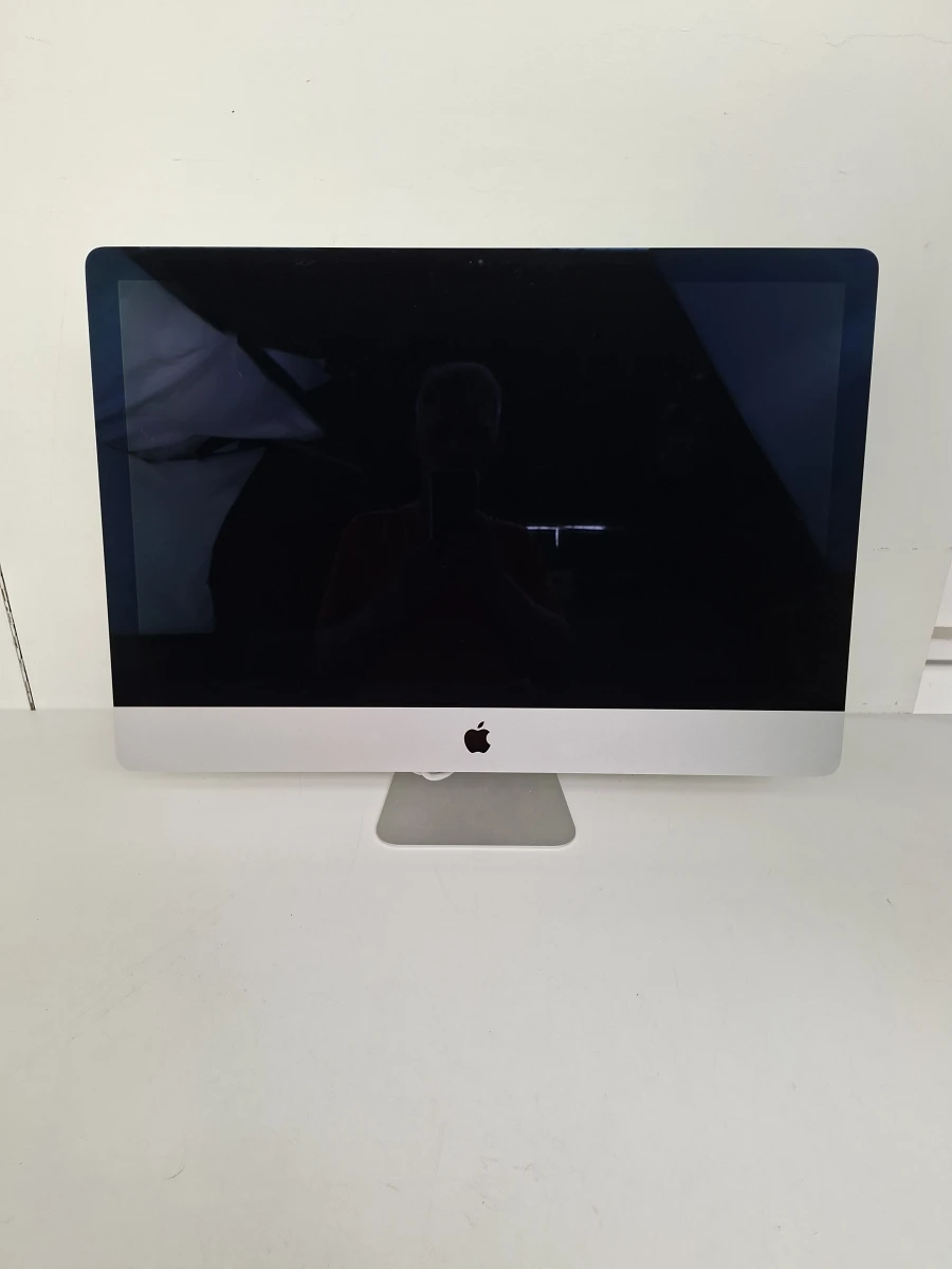 Apple iMac 27-inch Retina 5K (Late 2015)