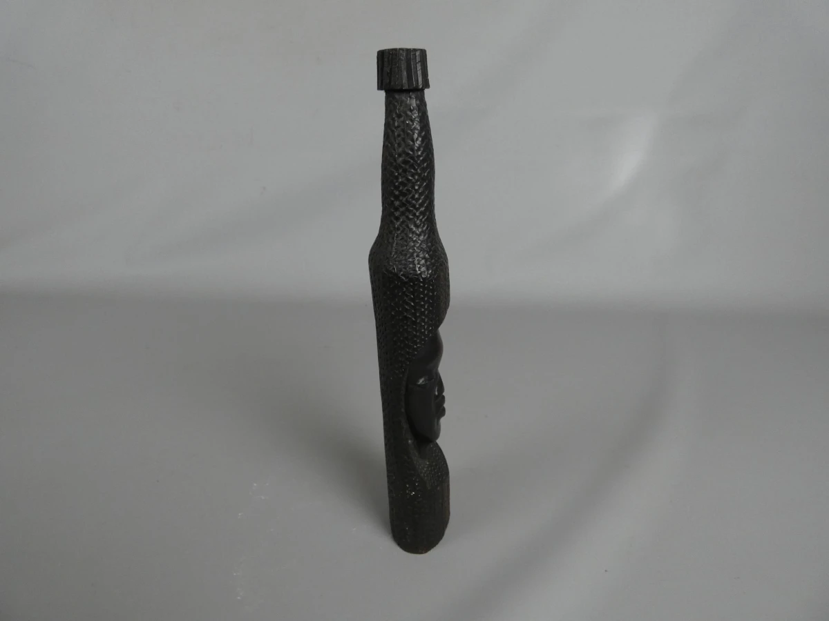 Houten Sculptuur: Hoofd in Flesvorm