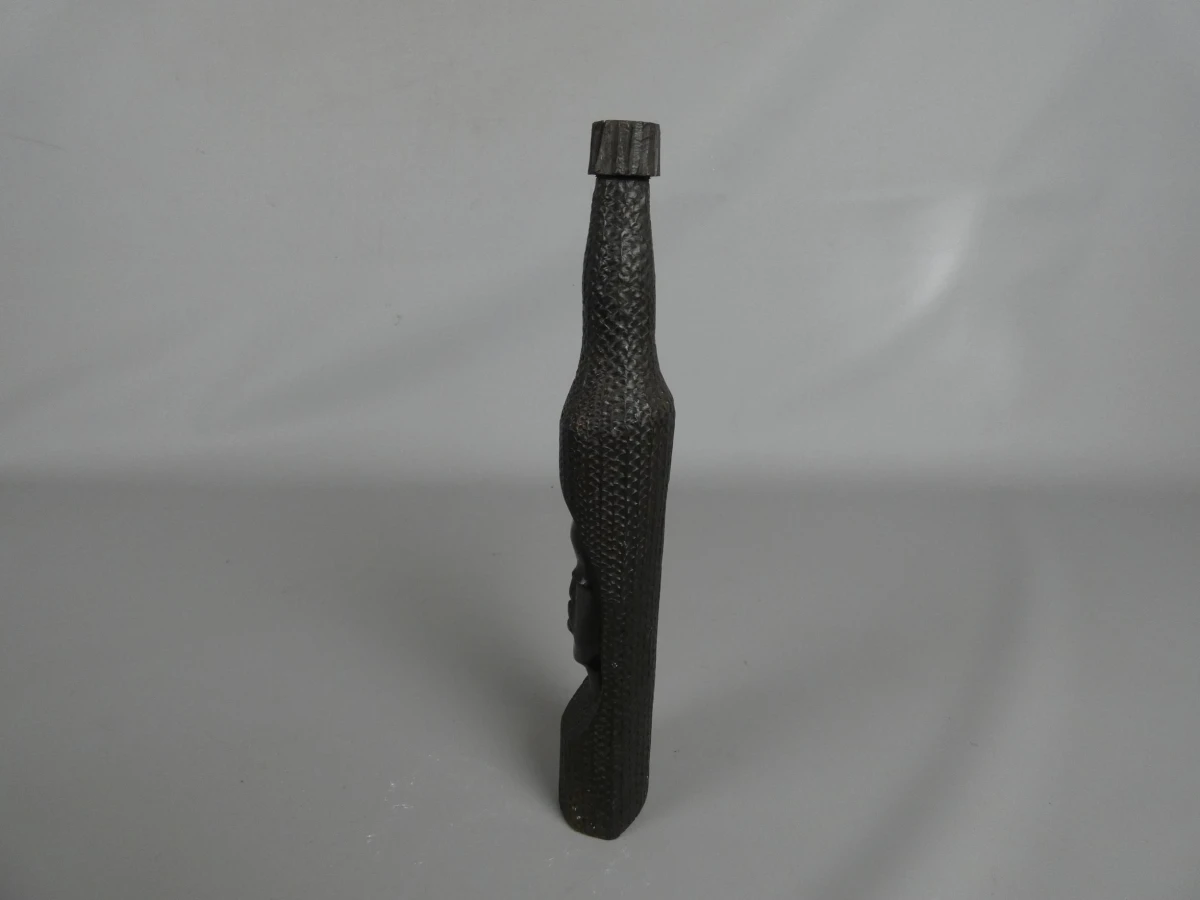 Houten Sculptuur: Hoofd in Flesvorm
