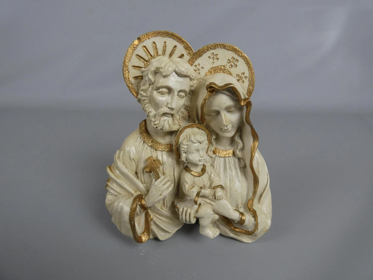Handgemaakte Heilige Familie sculptuur uit de Filipijnen