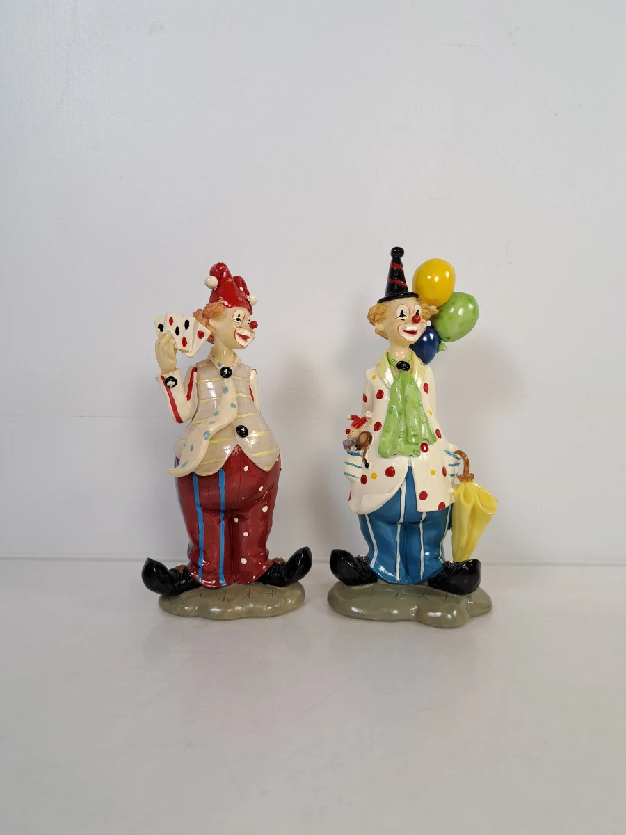 Set van 9 decoratieve clownfiguren van keramiek