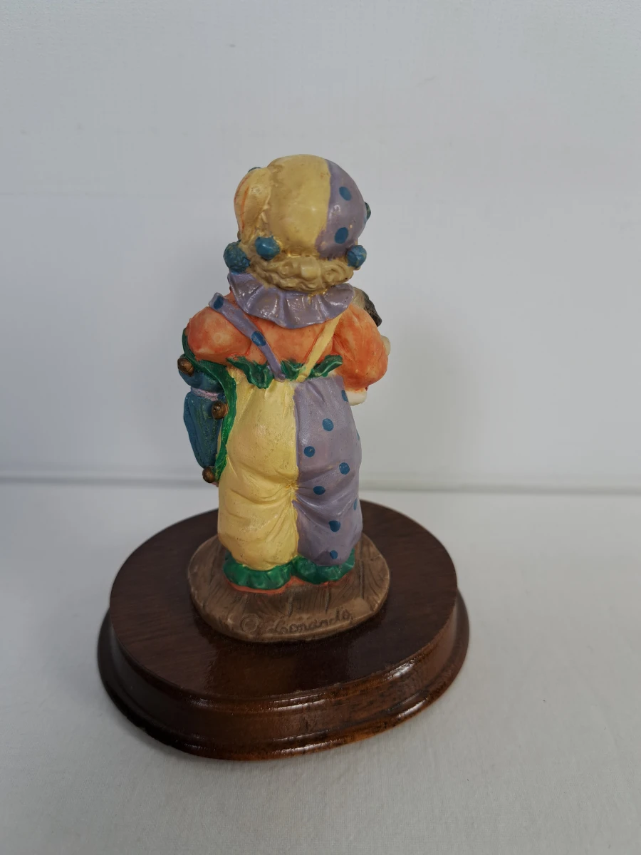 Set van 9 decoratieve clownfiguren van keramiek