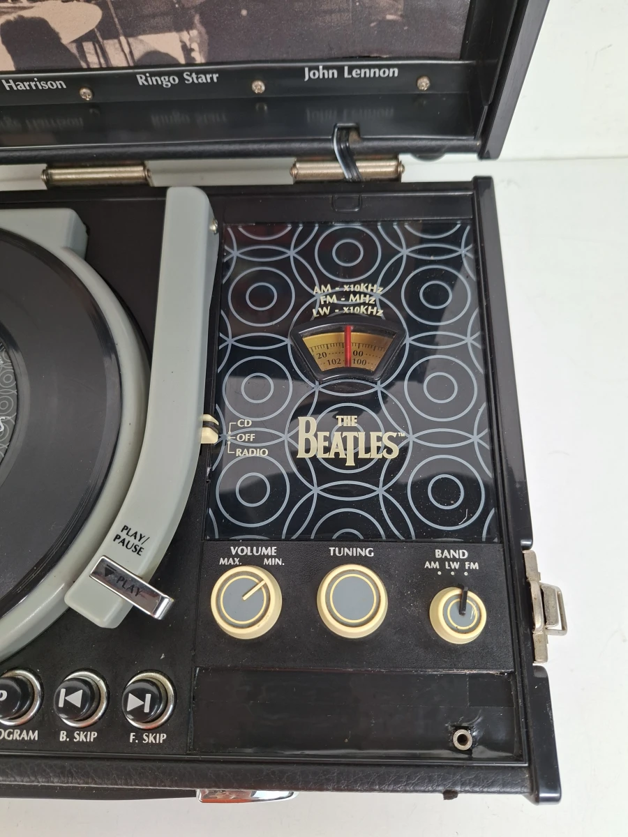 Unieke The Beatles "Pick-Up" Collector Edition (1998) – 3-Band Radio
