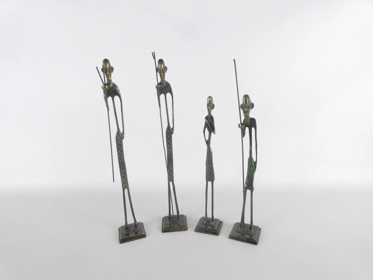 4 Afrikaanse bronzen beeldjes