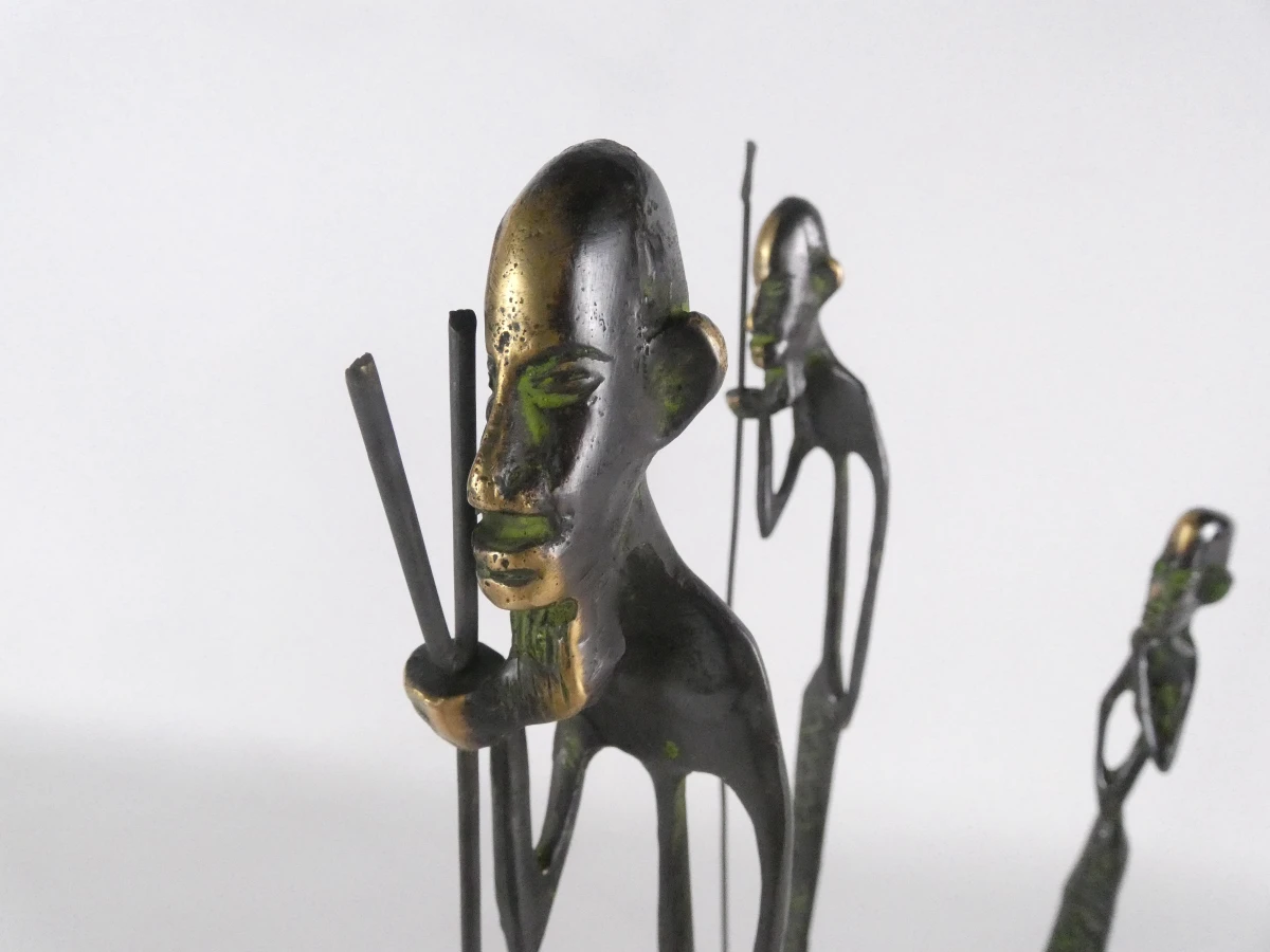 4 Afrikaanse bronzen beeldjes