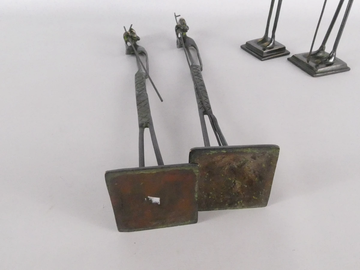 4 Afrikaanse bronzen beeldjes