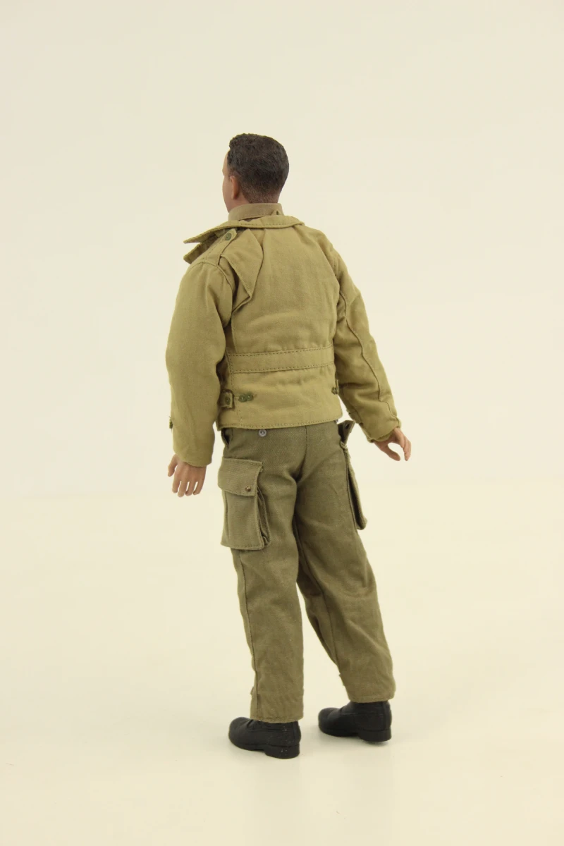 Tom Hanks als U.S. Ranger officer in Saving Private Ryan - scale 1/6 - DID