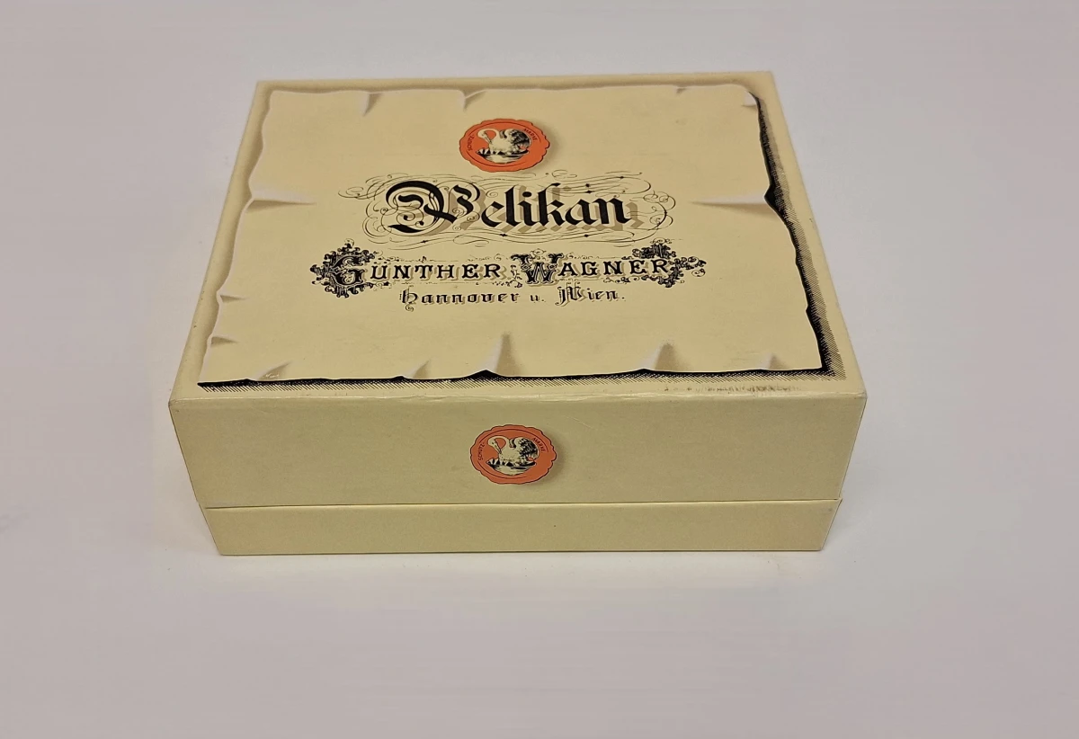 Pelikan vulpen met inktglas in originele geschenkverpakking
