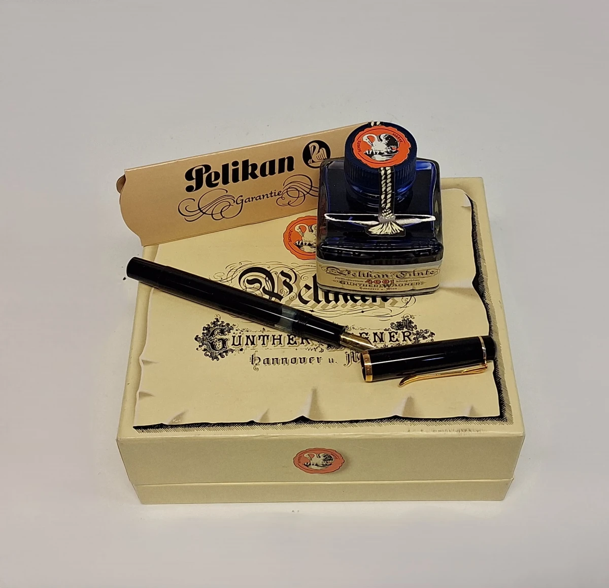 Pelikan vulpen met inktglas in originele geschenkverpakking